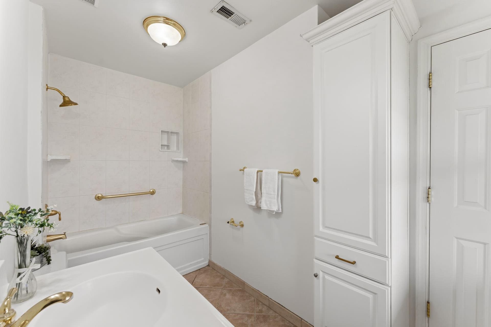 4740 Angus Drive photo 29