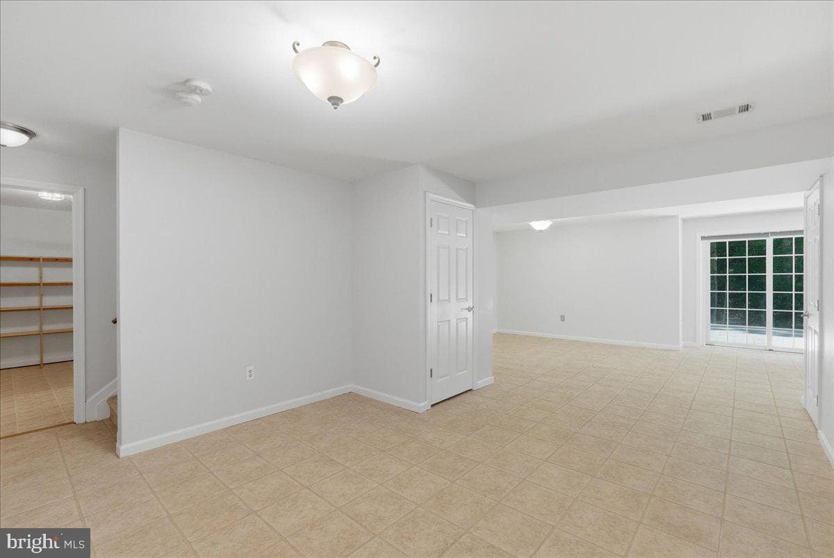 7818 Meadowgate Drive photo 40