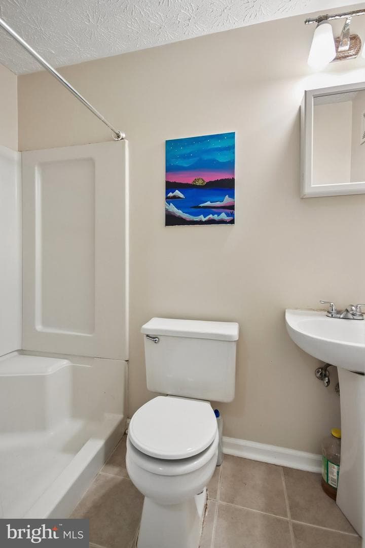 14736 Winding Loop photo 15