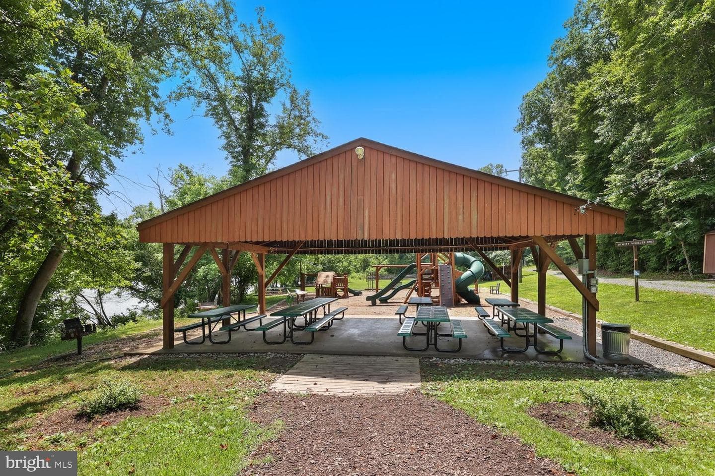 6270 Occoquan Forest Drive photo 42