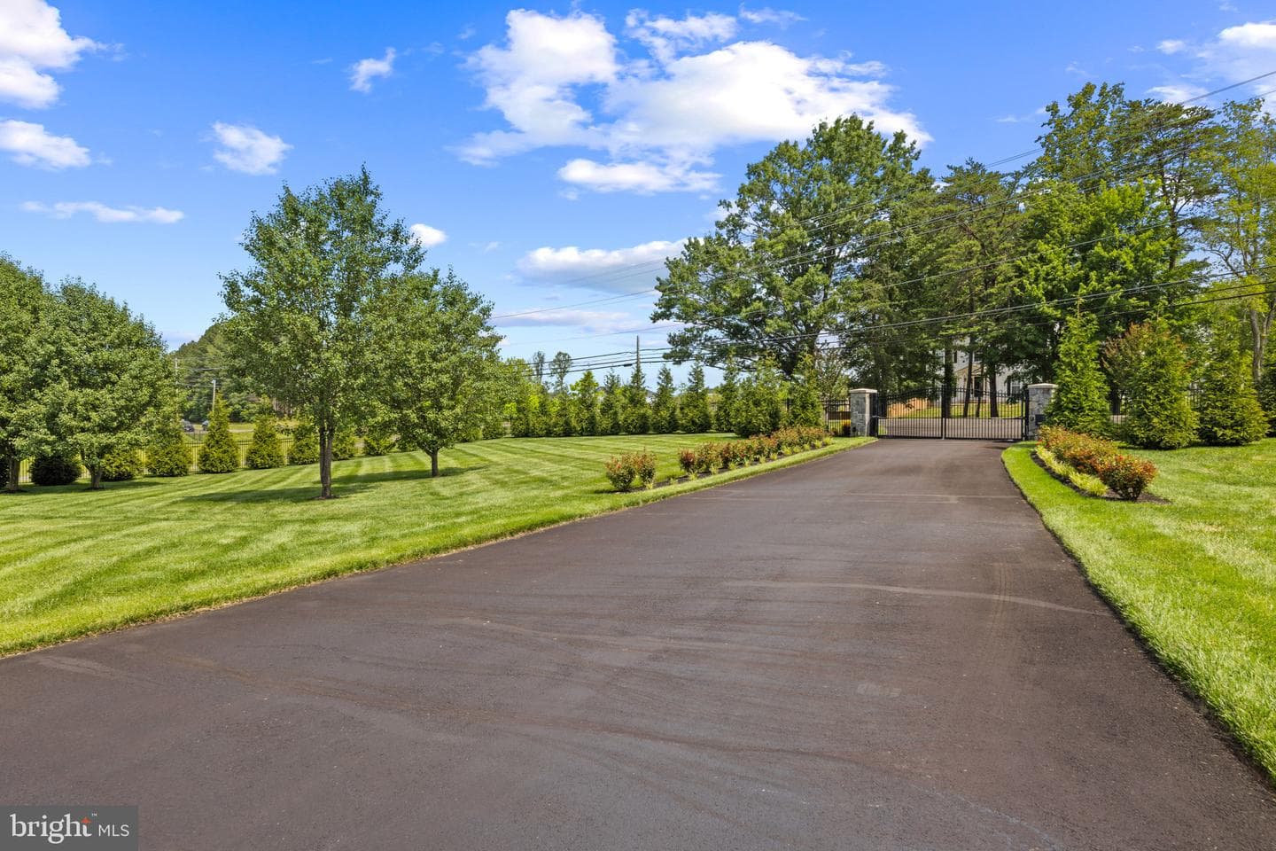 14612 Bristow Road photo 3