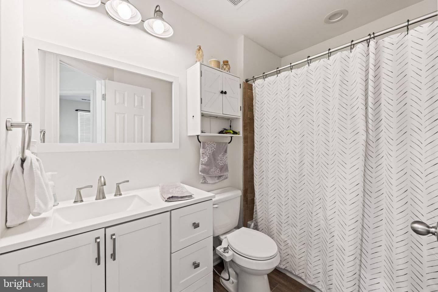12918 Hyannis Lane photo 25
