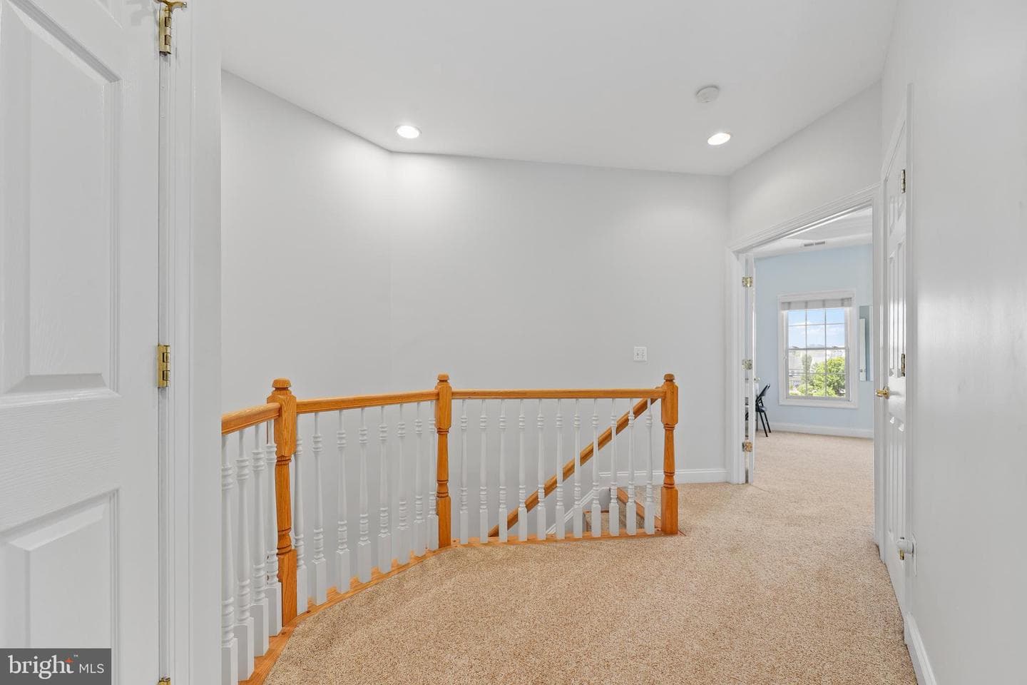 6806 Witton Circle photo 15