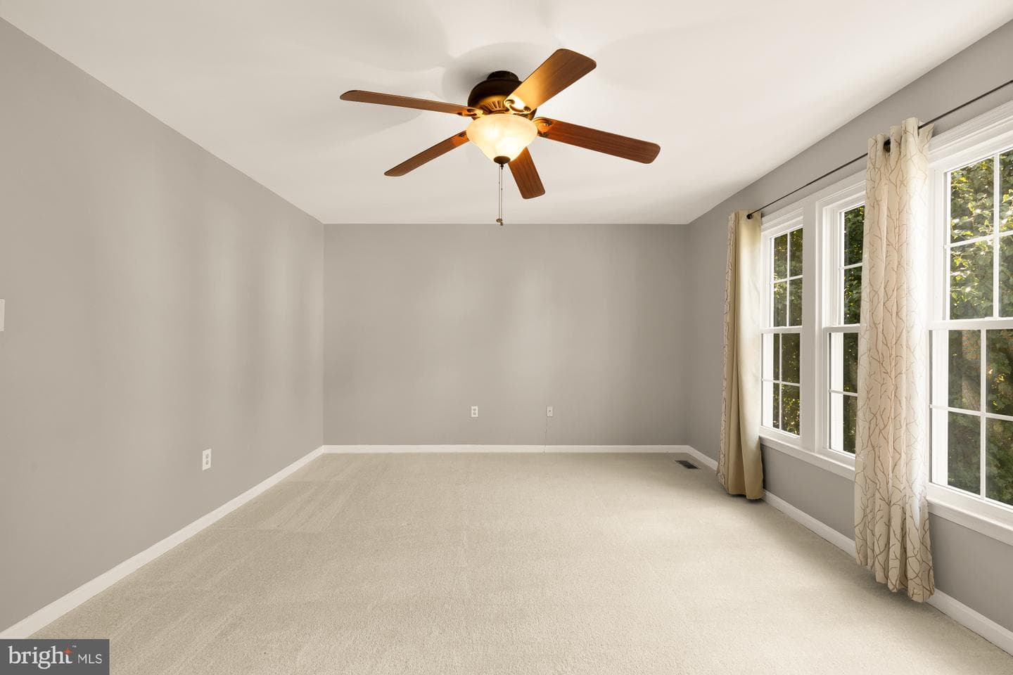 13581 Castlebridge Lane photo 28