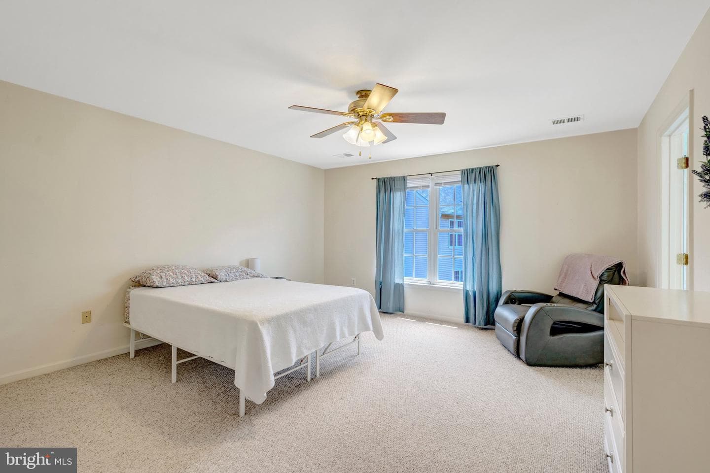 13521 Wansteadt Place photo 18