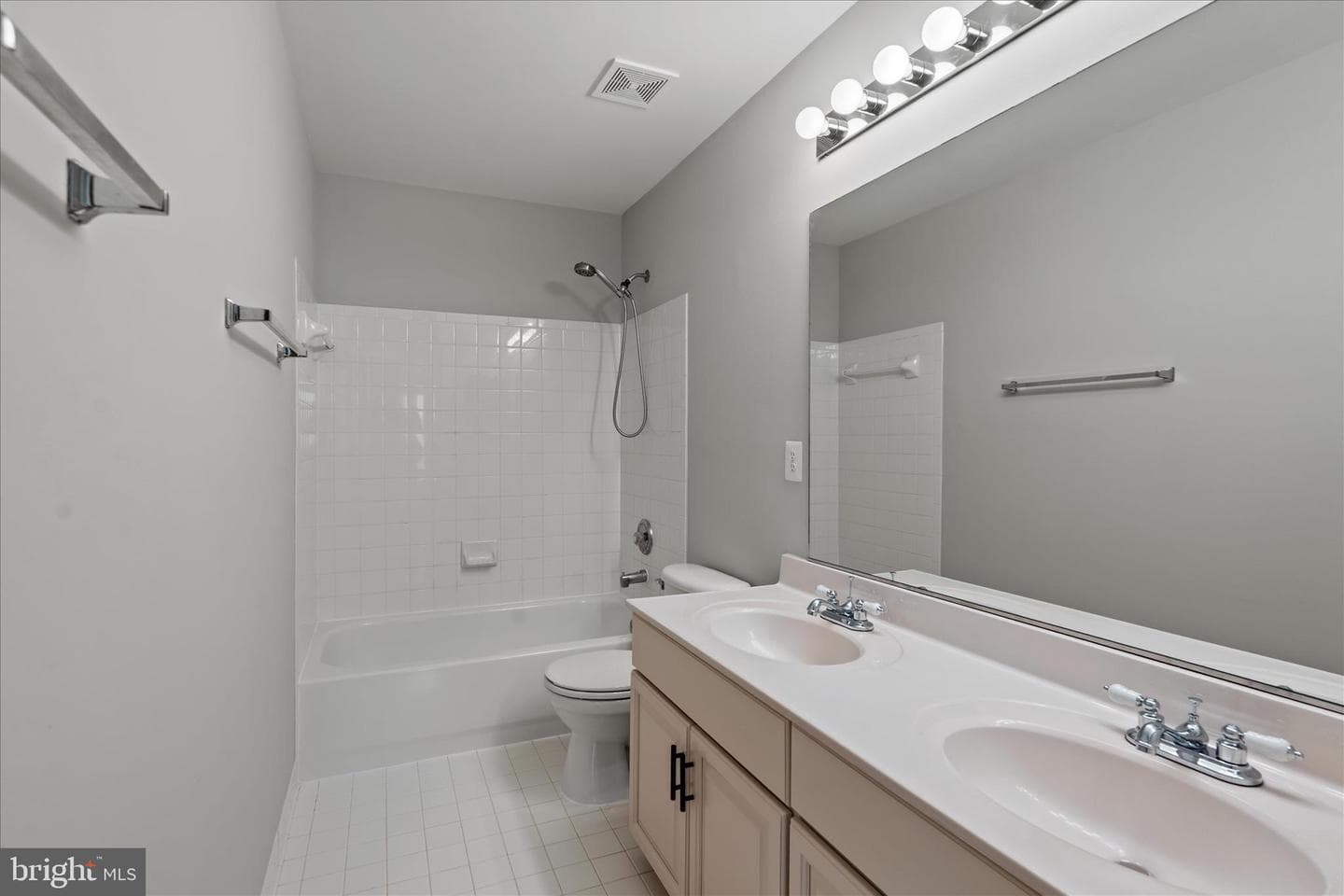 9117 Mulder Court photo 32