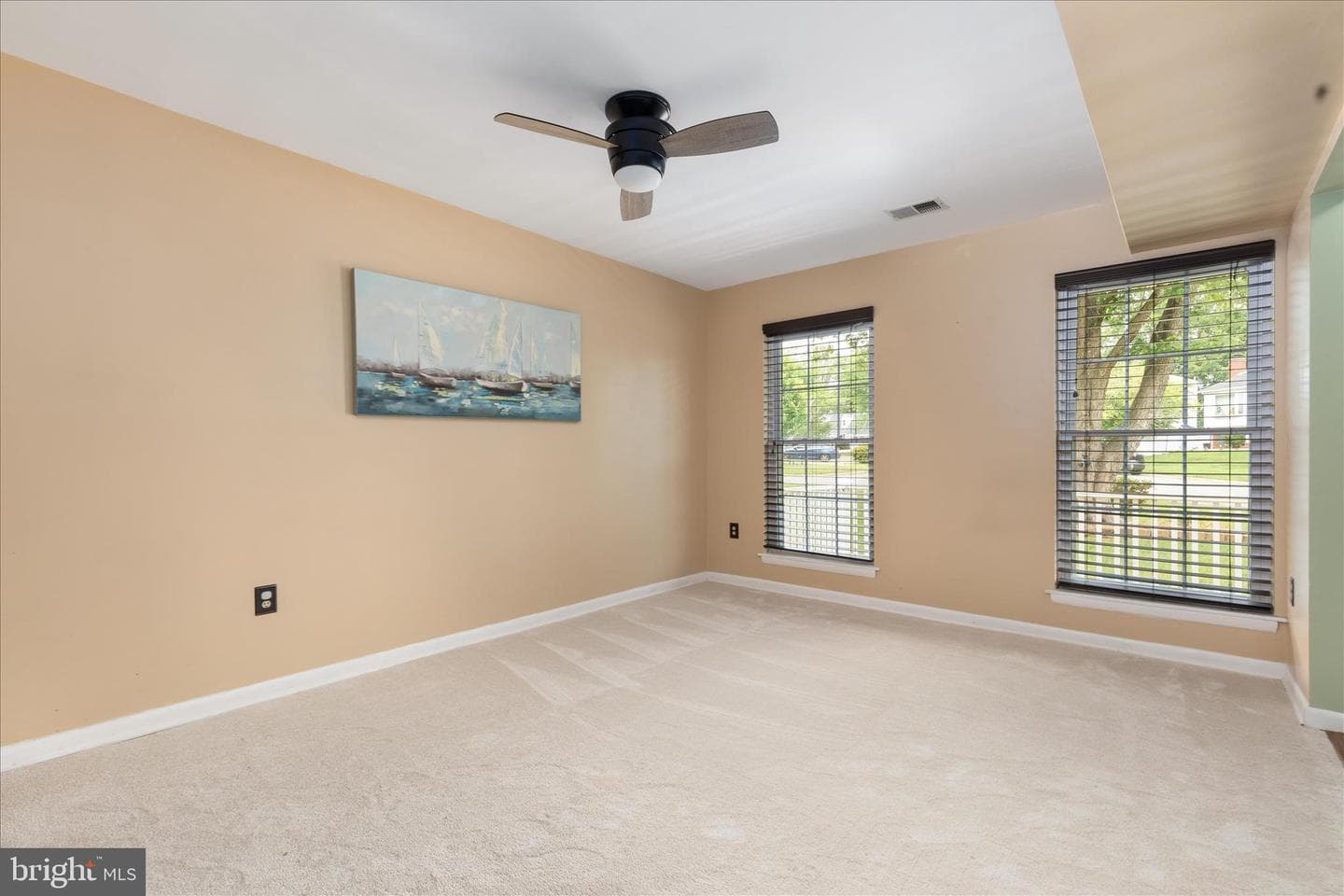 5702 Sailstone Lane photo 14