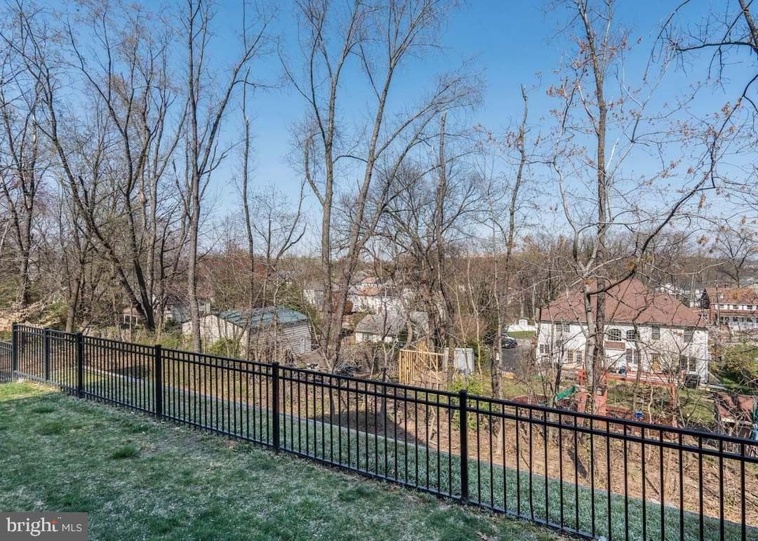 12757 Lotte Dr photo 4