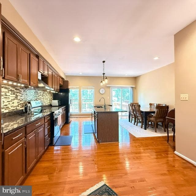 3965 Cressida Place photo 18