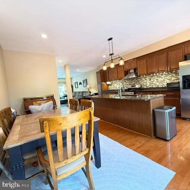 3965 Cressida Place photo 24
