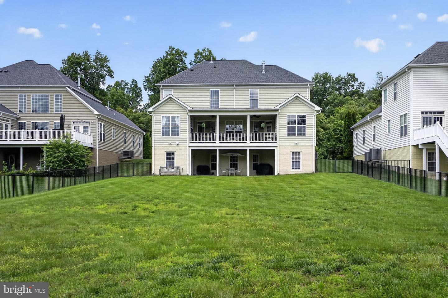 6657 Oakton Avenue photo 46