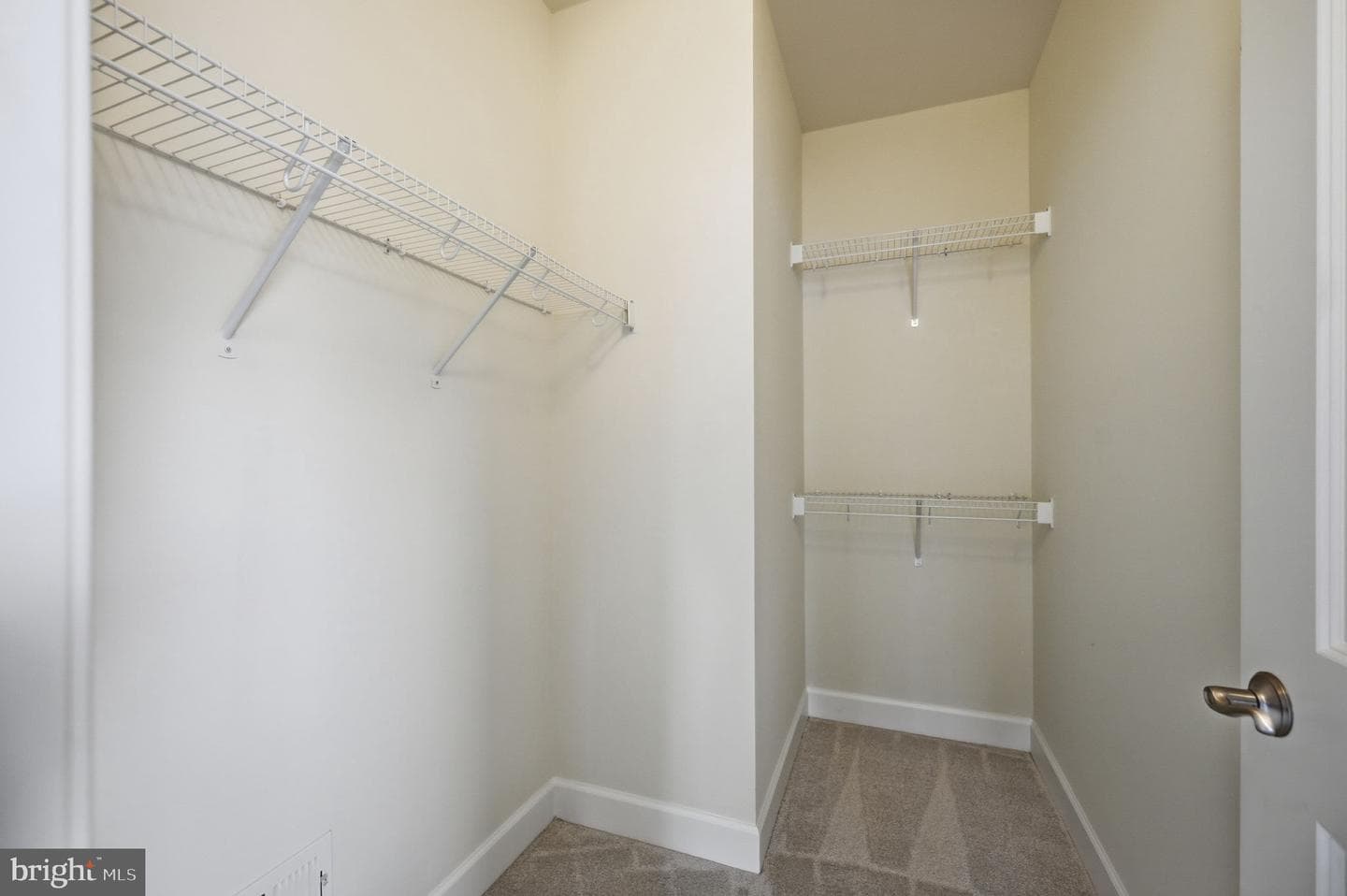 8808 Englewood Farms Drive photo 38