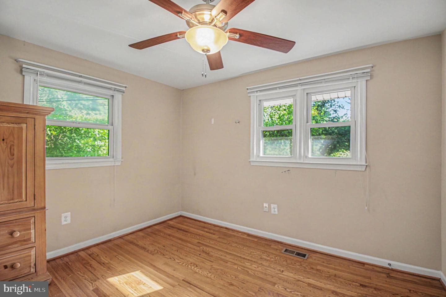 7409 Lake Drive photo 12