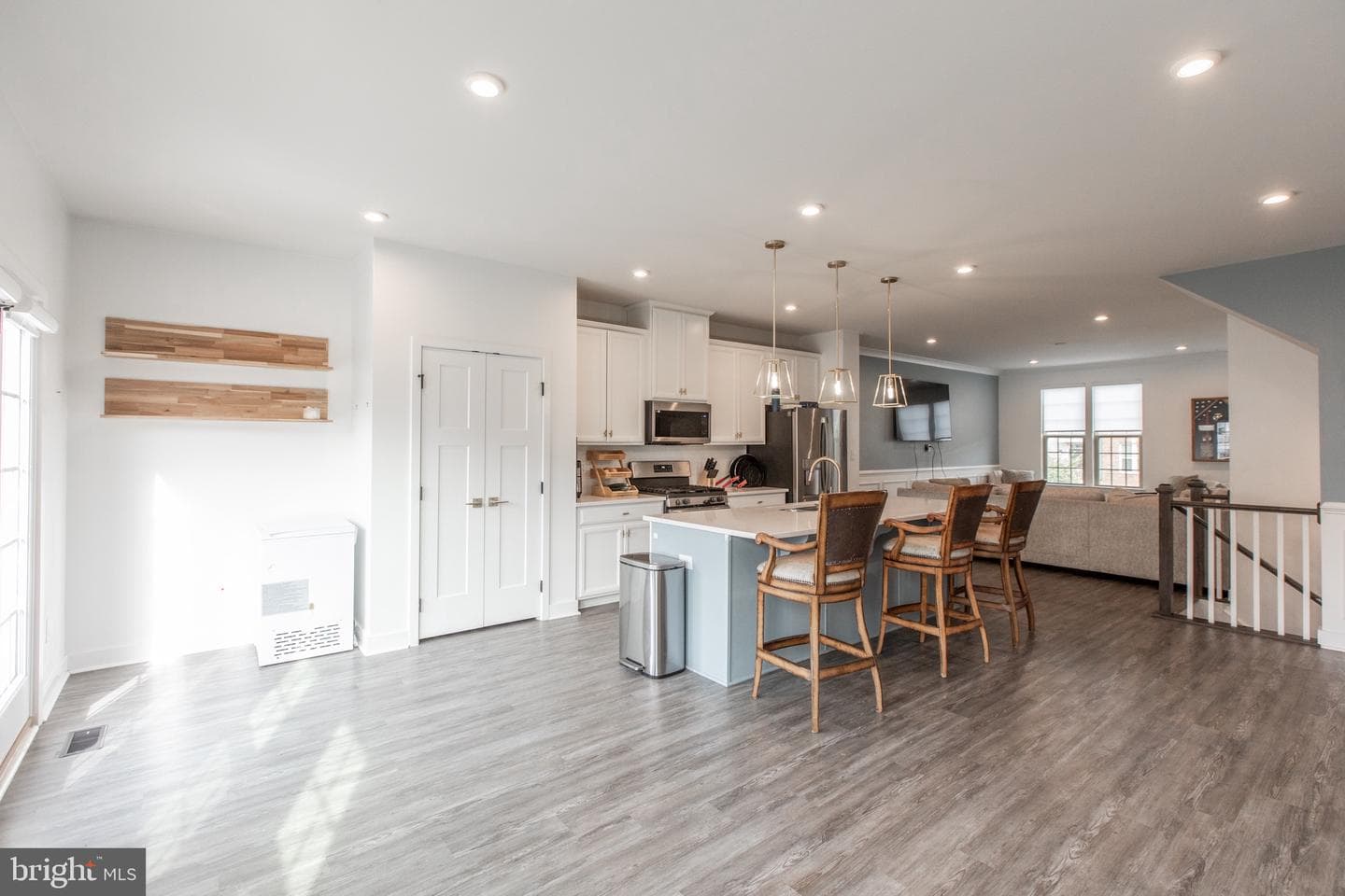 18105 Red Cedar Road photo 12