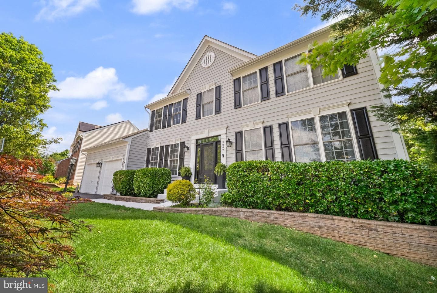 9009 Paddington Court photo 2