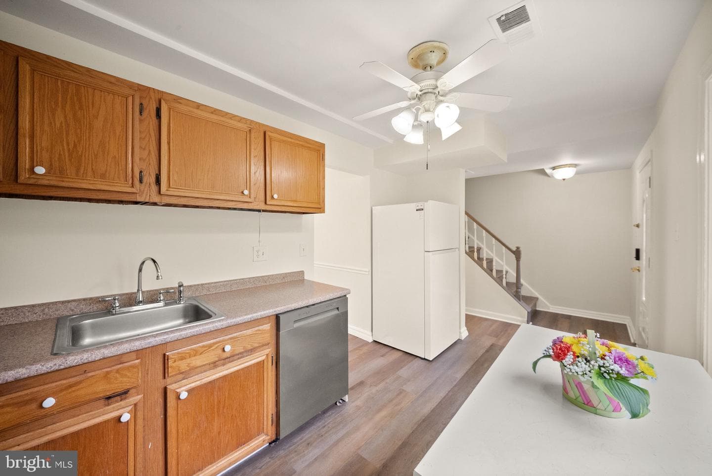 7379 Colton Lane photo 7