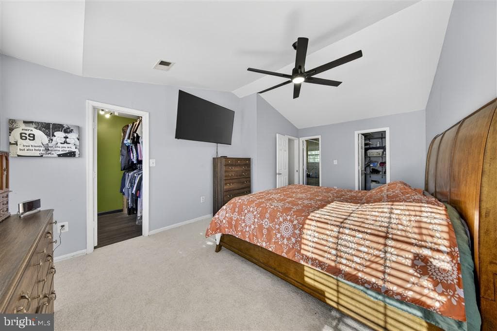 13802 Mapledale Avenue photo 11