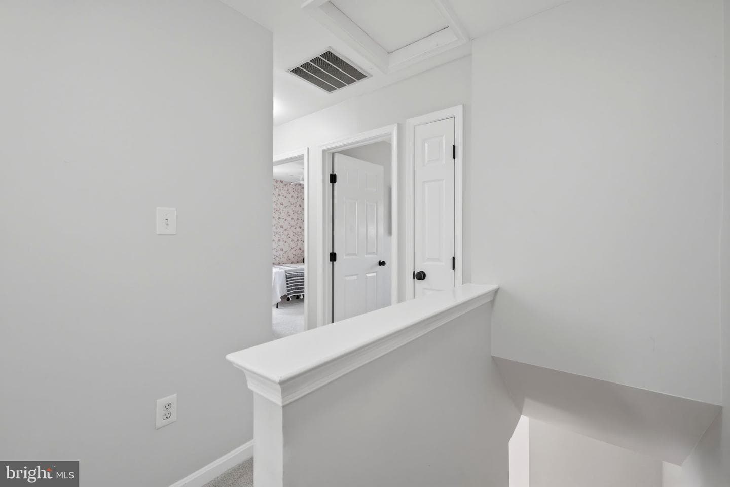 7011 Village Stream Place photo 33