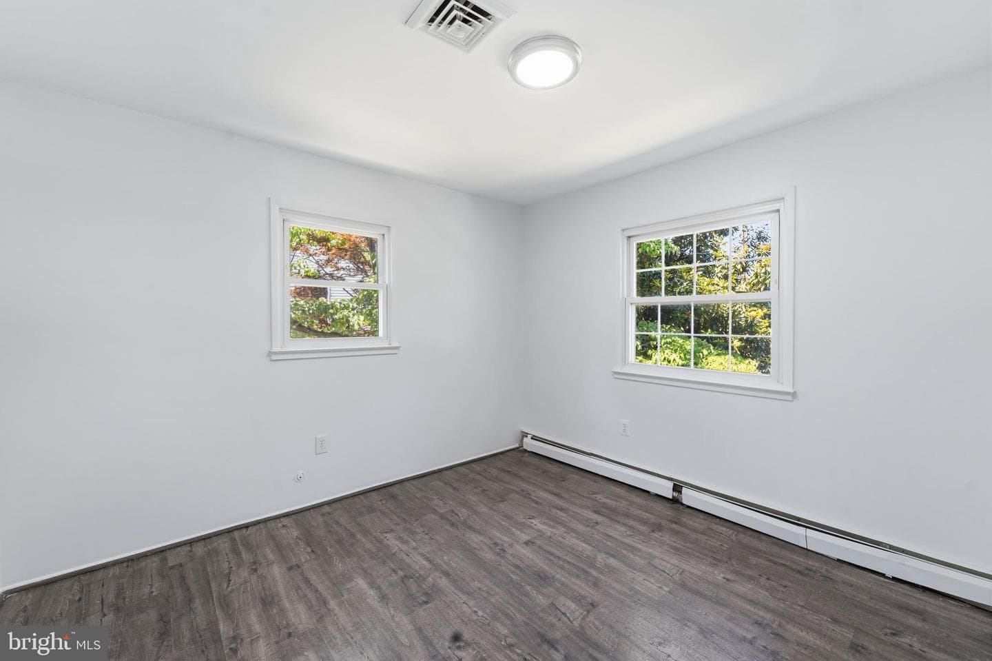 14209 Essex Drive photo 17