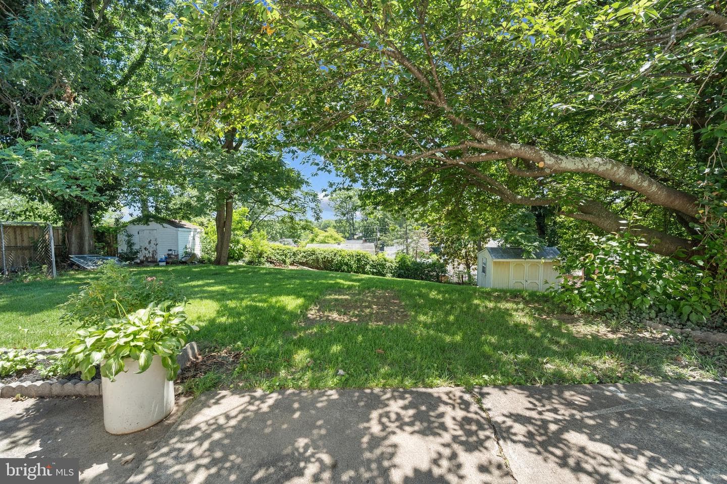 14209 Essex Drive photo 41