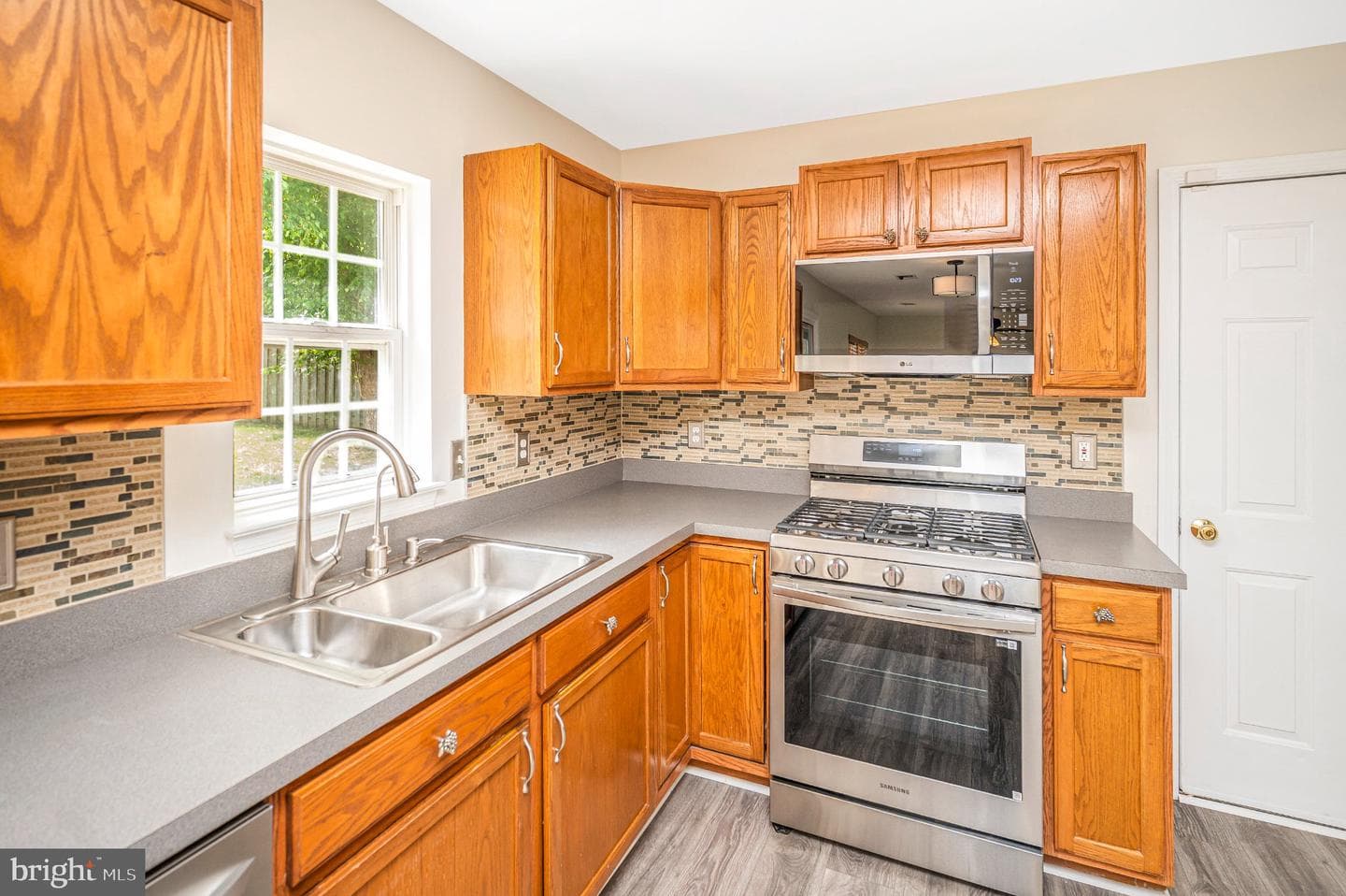 3314 Mountain Laurel Loop photo 6