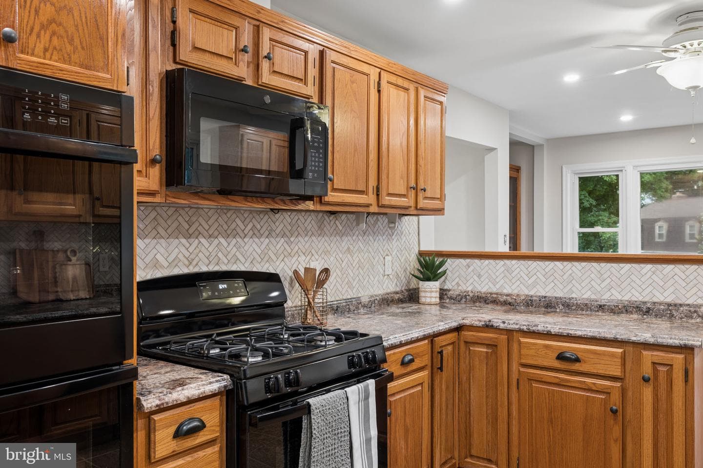 16011 Prestwick Court photo 11