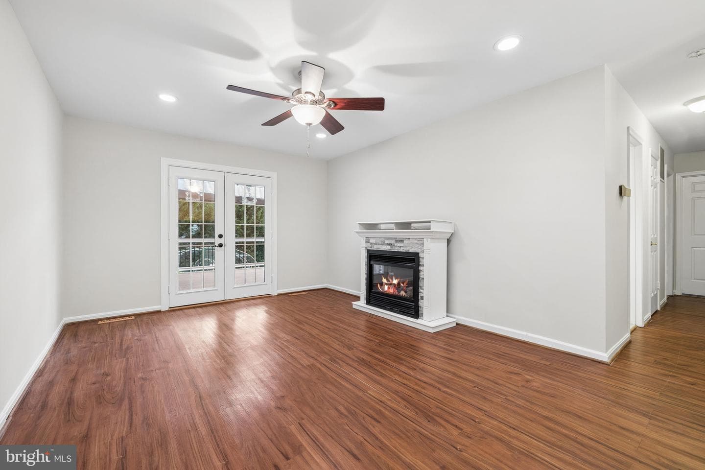 16011 Prestwick Court photo 5