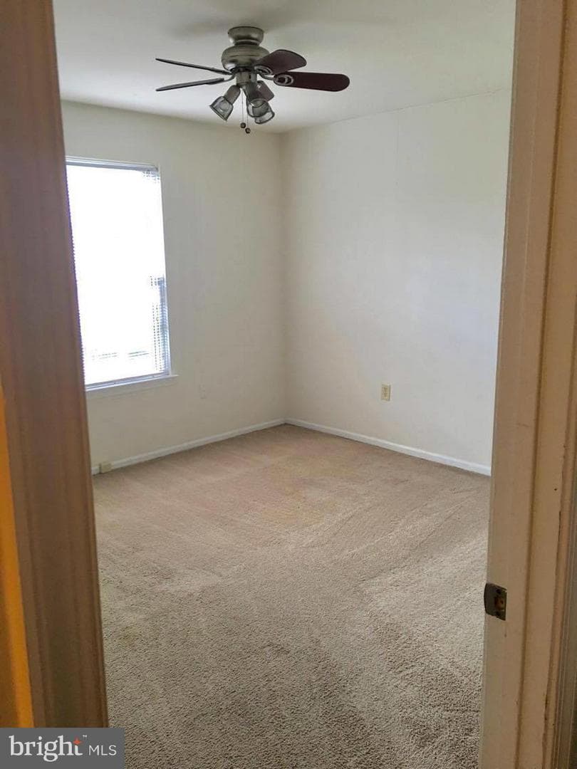 2913 Madeira Court photo 4