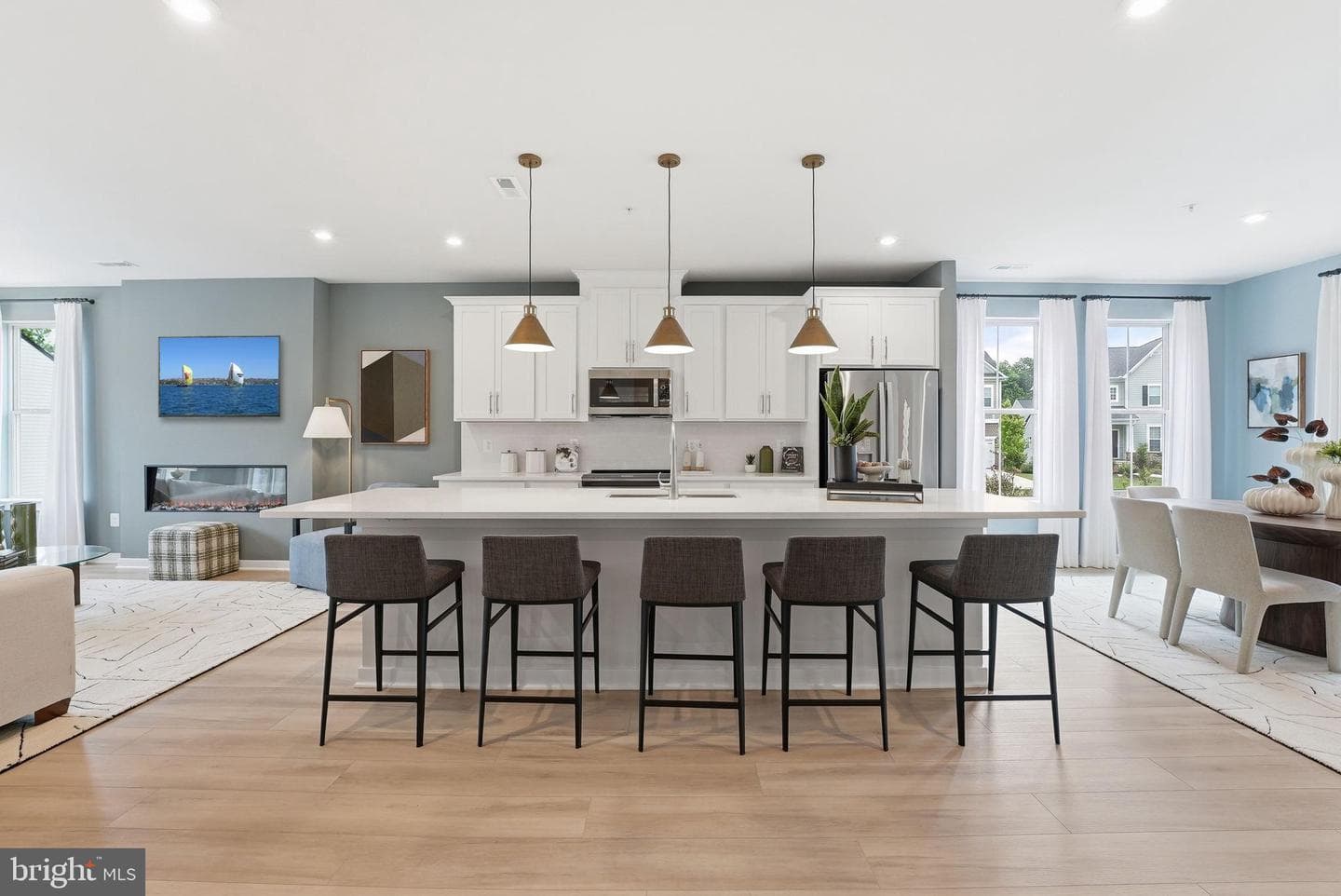 14047 Onyx Street photo 2