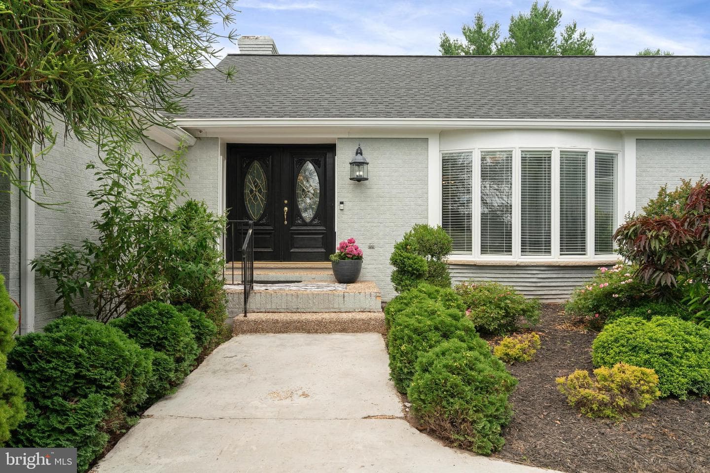 4710 Angus Drive photo 5