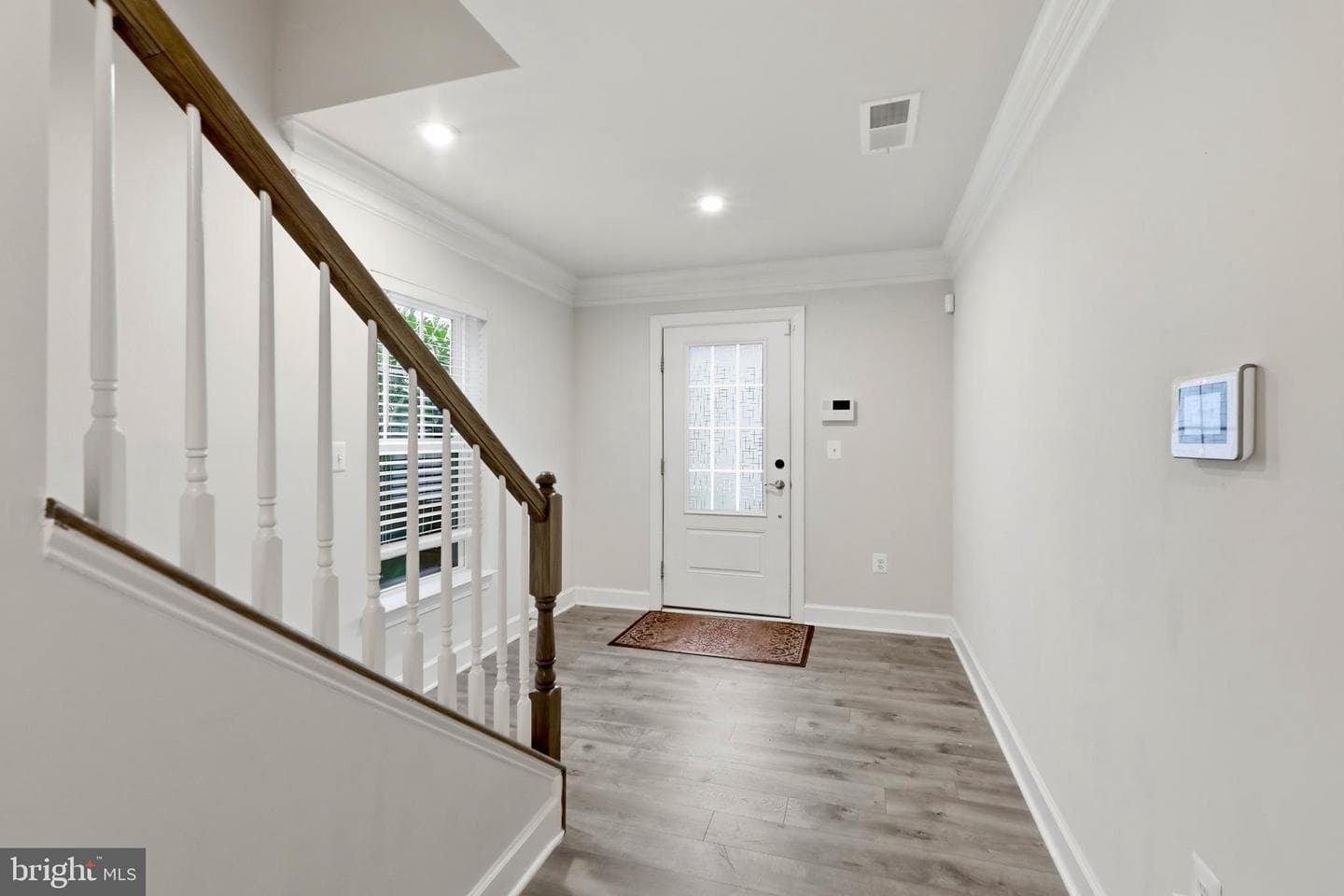 8910 Englewood Farms Drive photo 4
