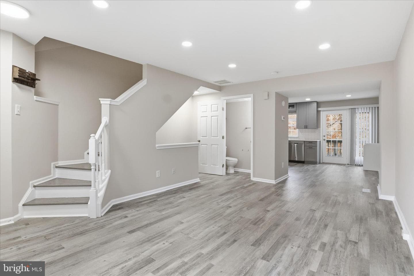 2038 Stargrass Court photo 6