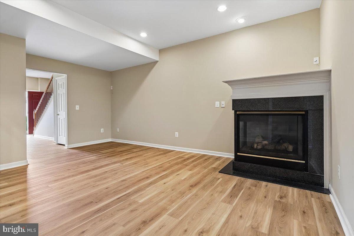15042 Danehurst Circle photo 4