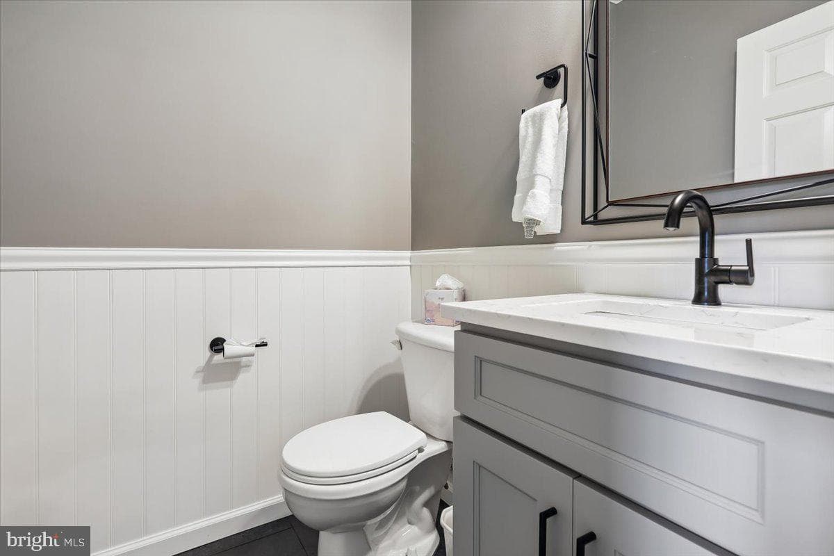 15042 Danehurst Circle photo 6