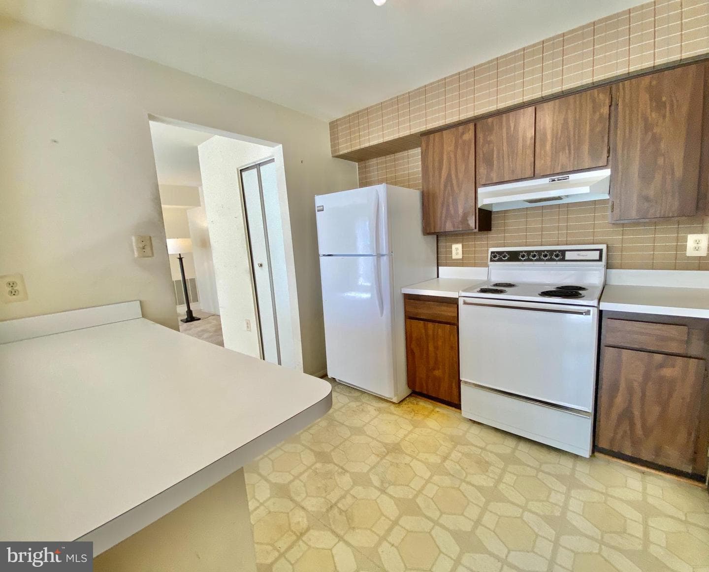 2877 Burgundy Place photo 11