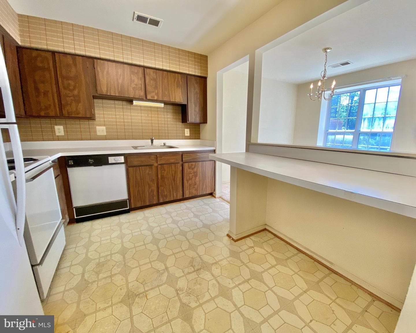 2877 Burgundy Place photo 13