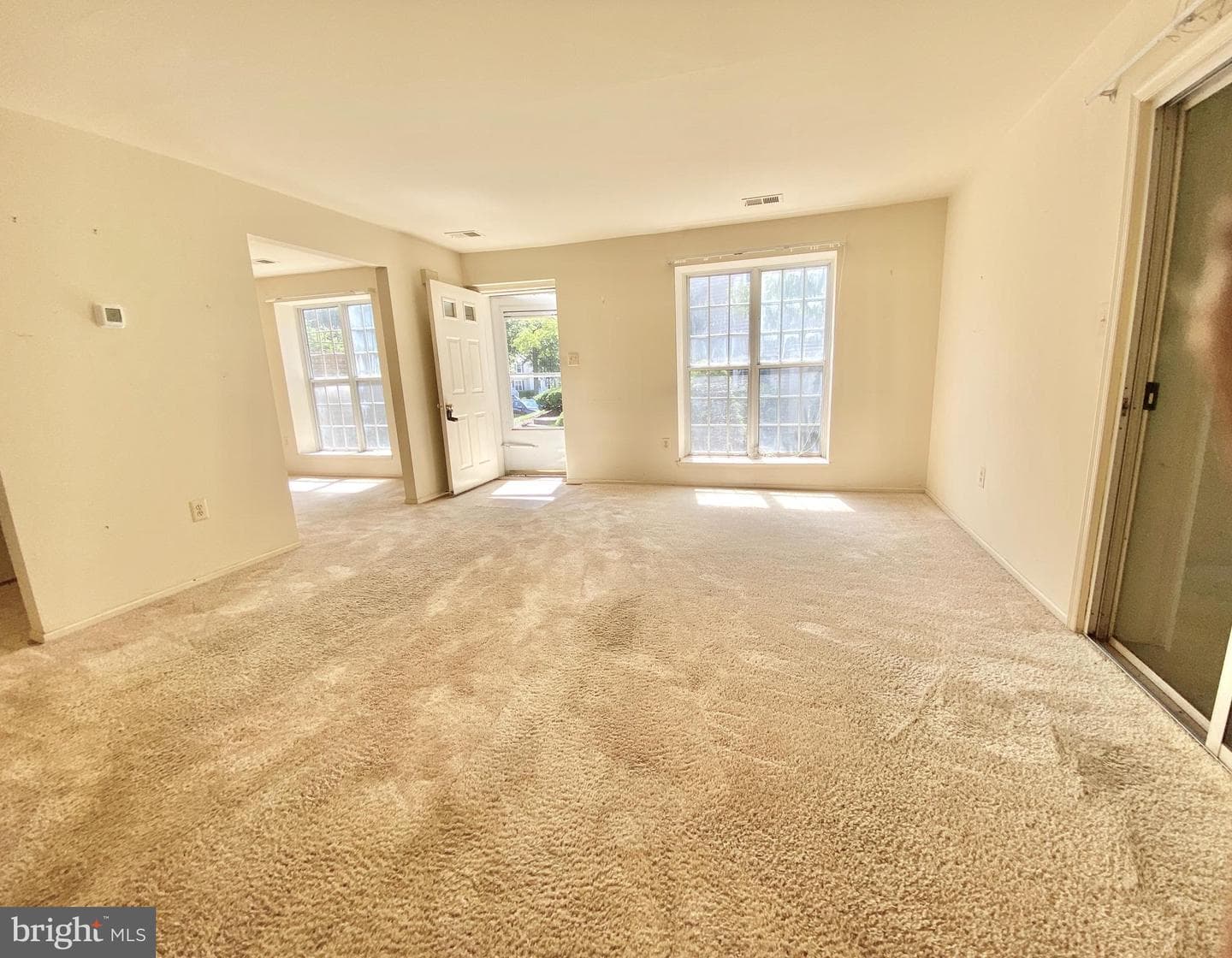 2877 Burgundy Place photo 3