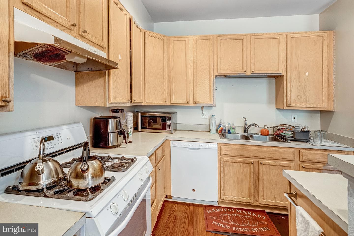 3020 Frankfurt Court photo 11