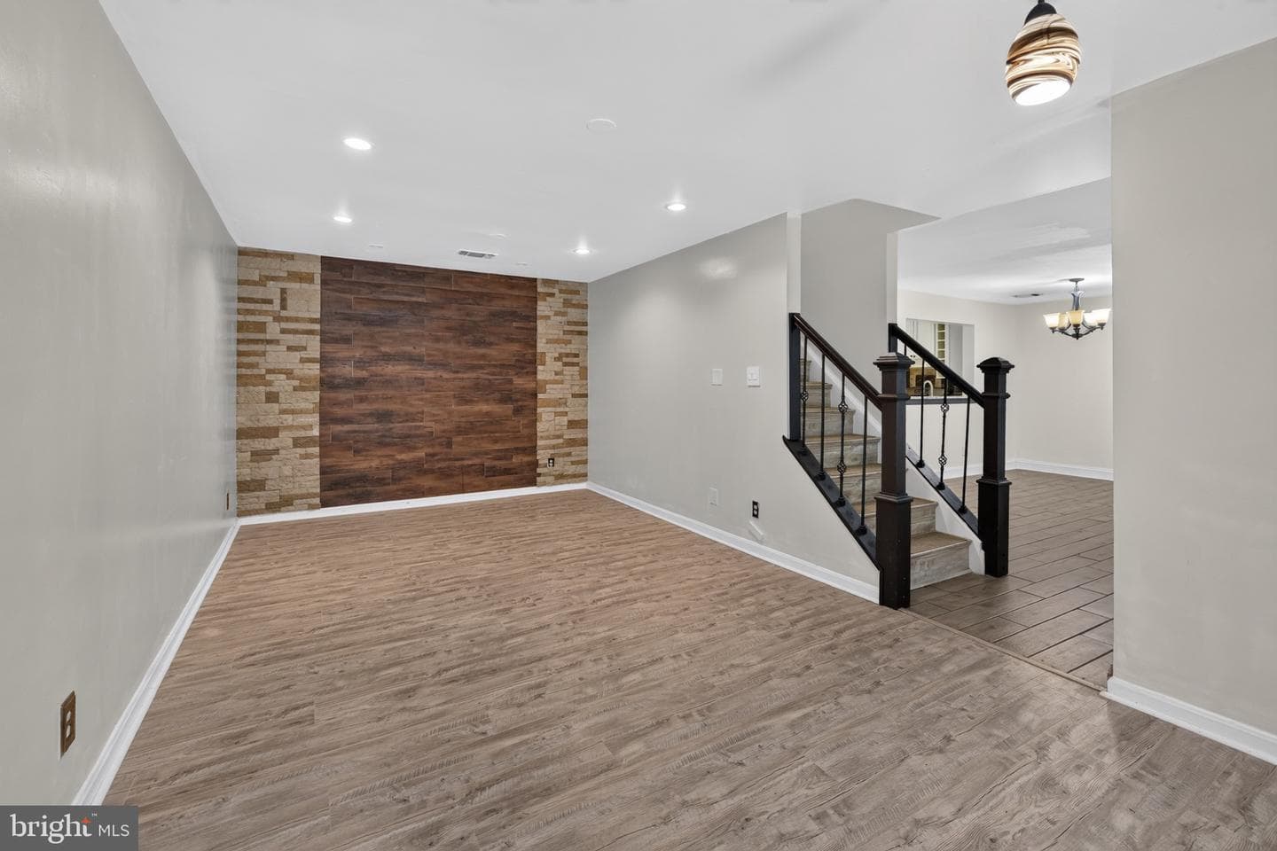 12585 Kempston Lane photo 15