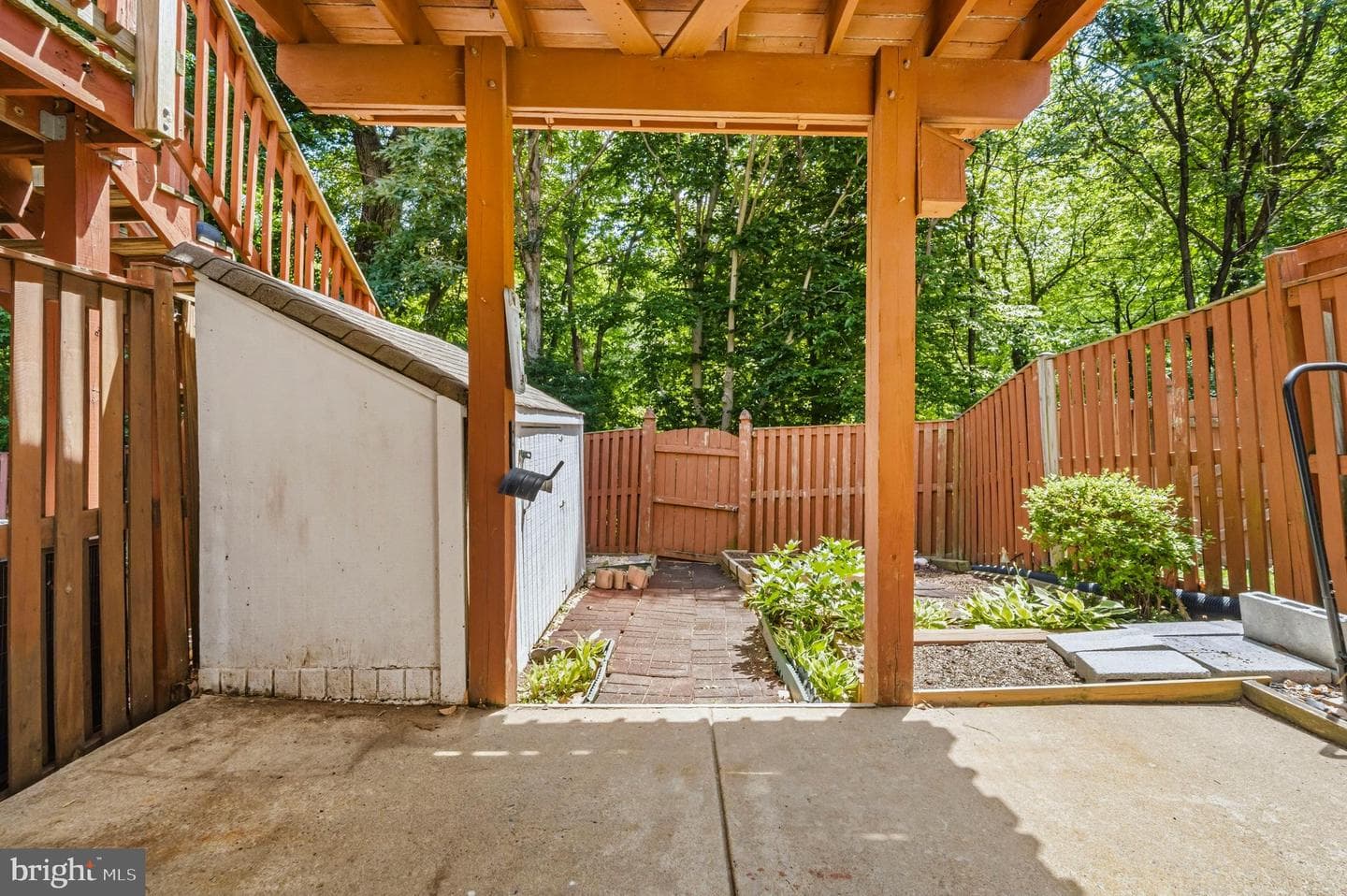 15203 Valley Stream Drive photo 28