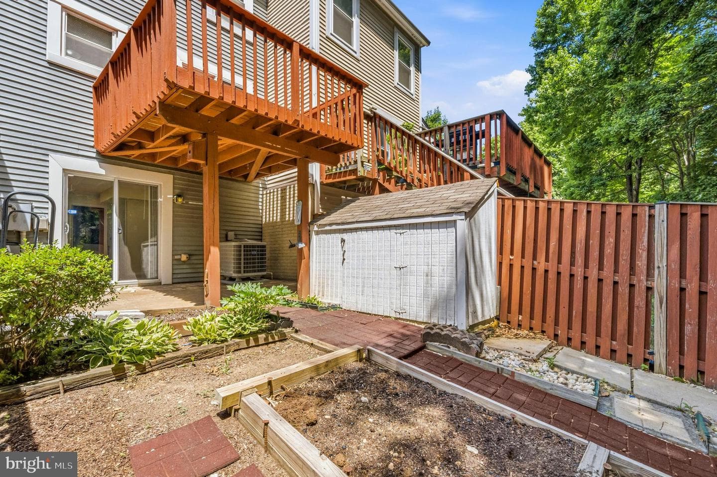 15203 Valley Stream Drive photo 30