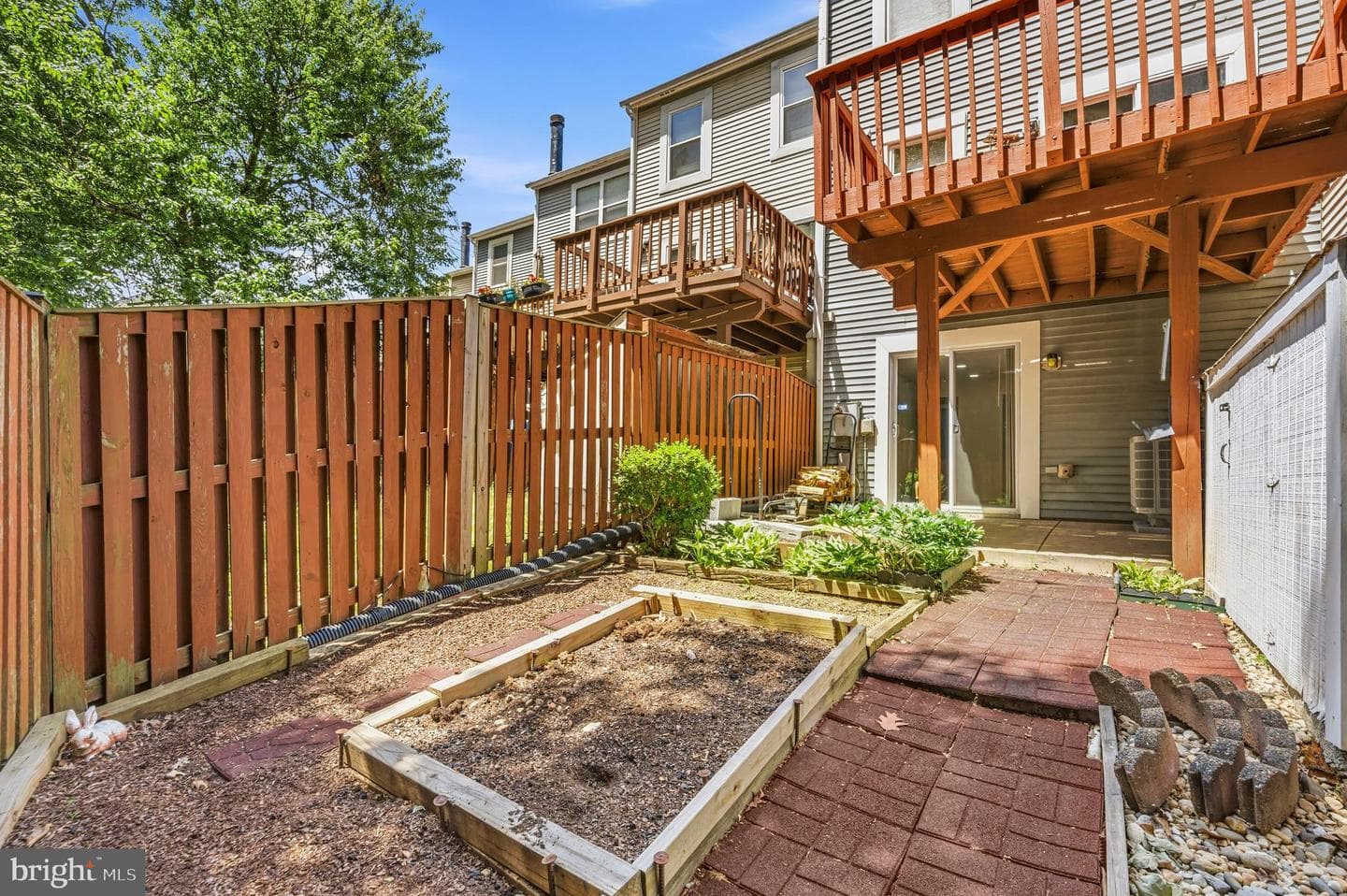 15203 Valley Stream Drive photo 32