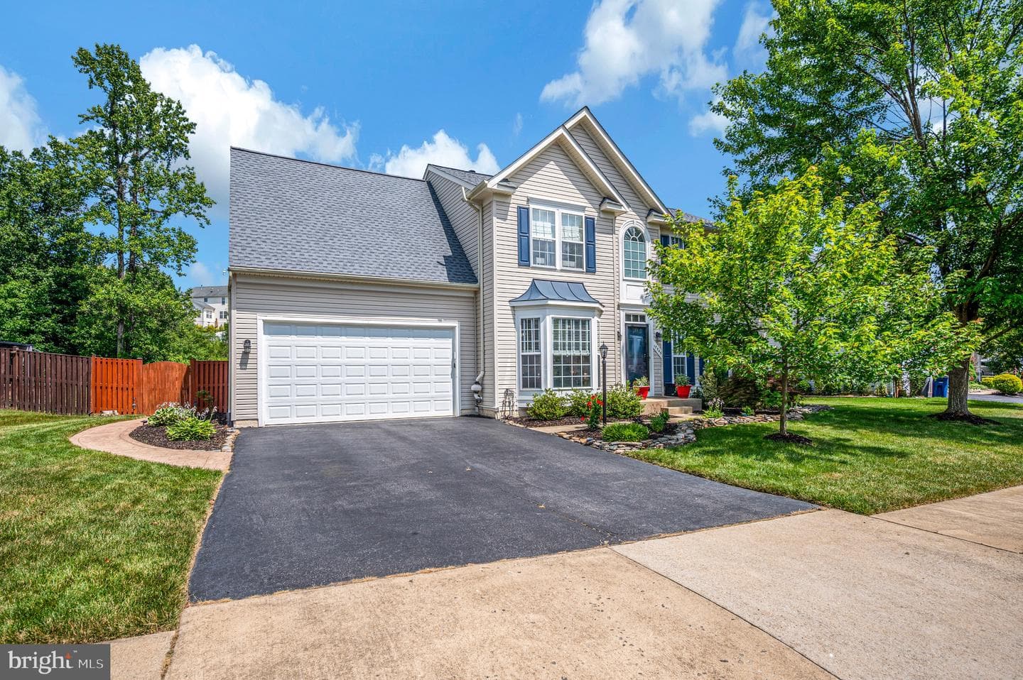 17745 Avenel Lane photo 4