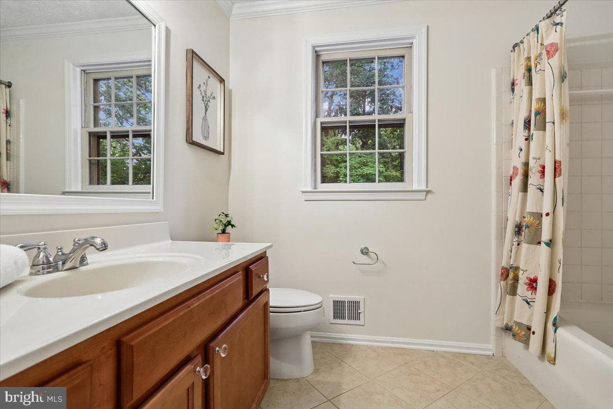 15427 Skyline Drive photo 21