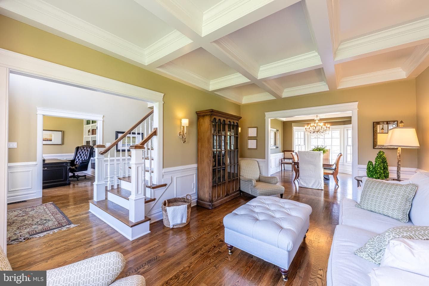 8125 Crooked Oaks Court photo 6
