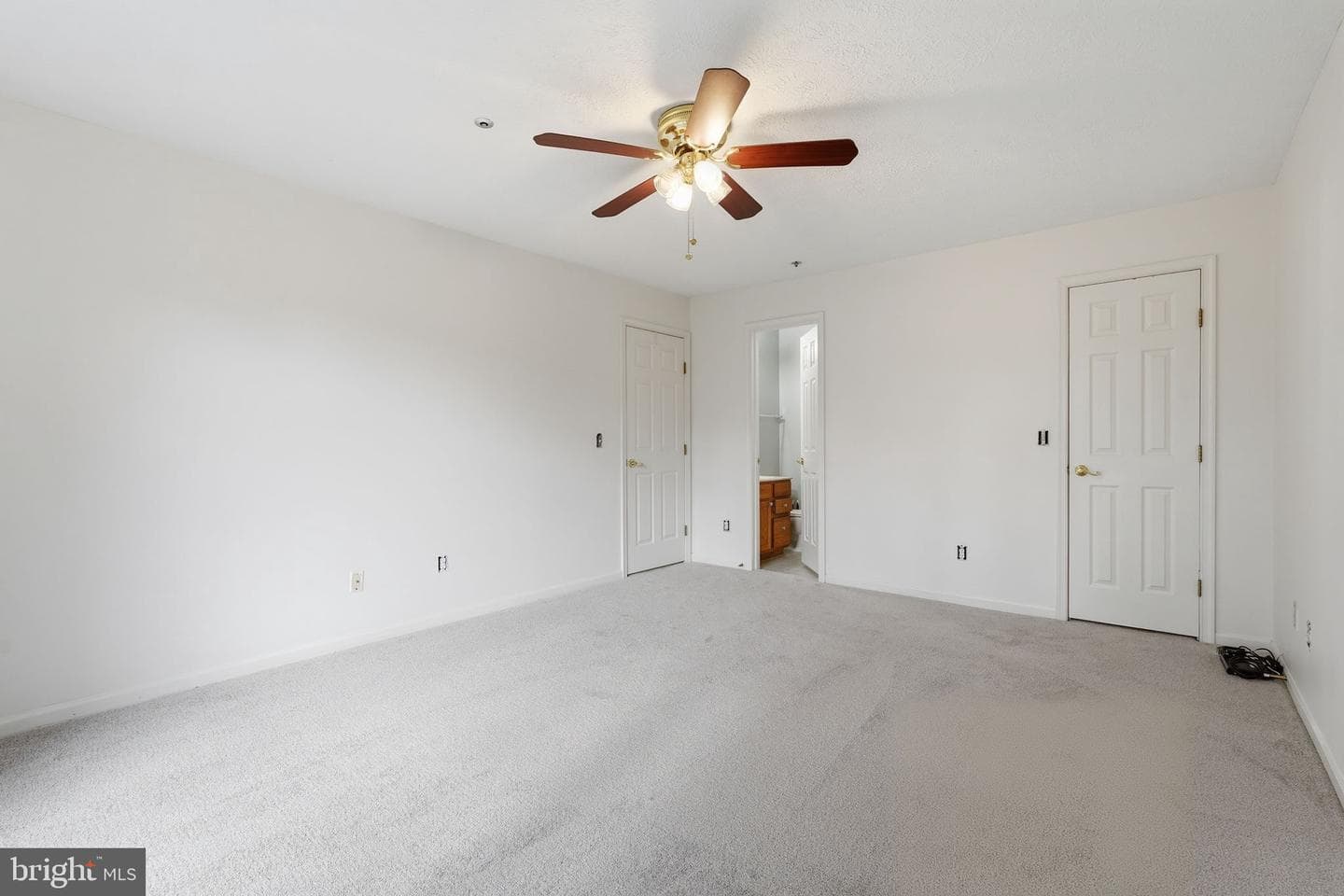 3560 Sherbrooke Circle #302 photo 8