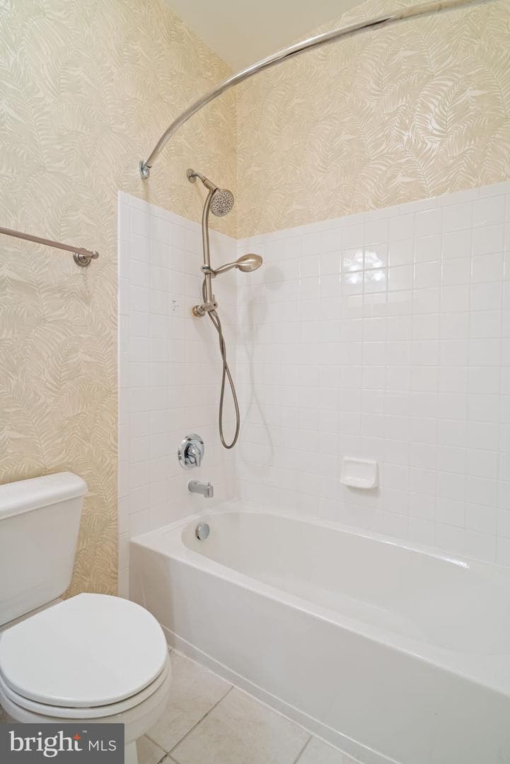 17239 Four Seasons Drive photo 40