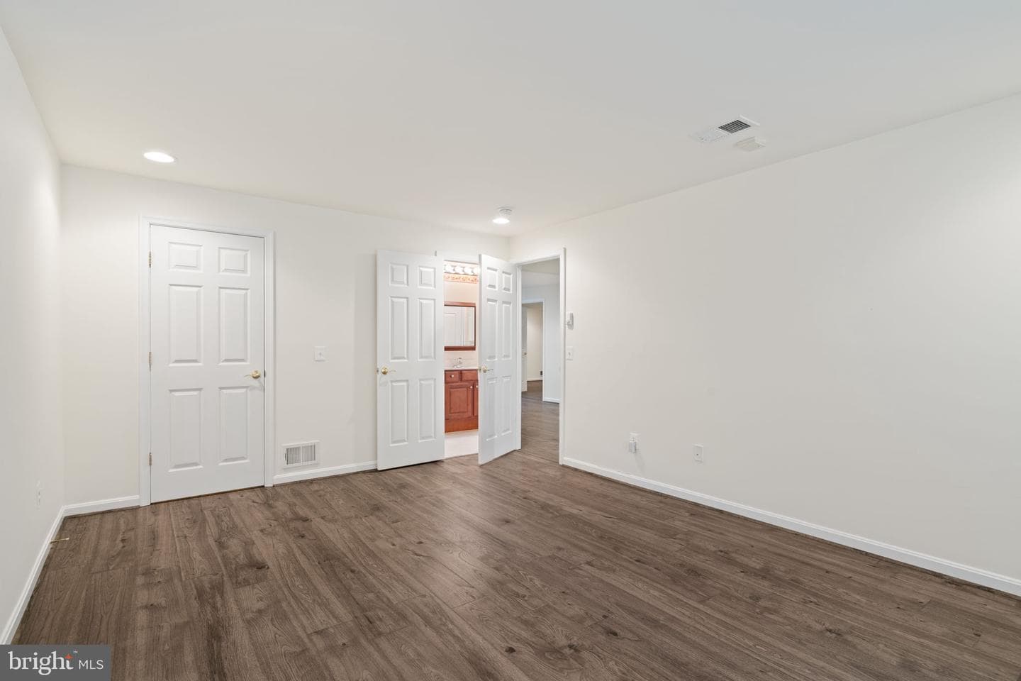 17239 Four Seasons Drive photo 47
