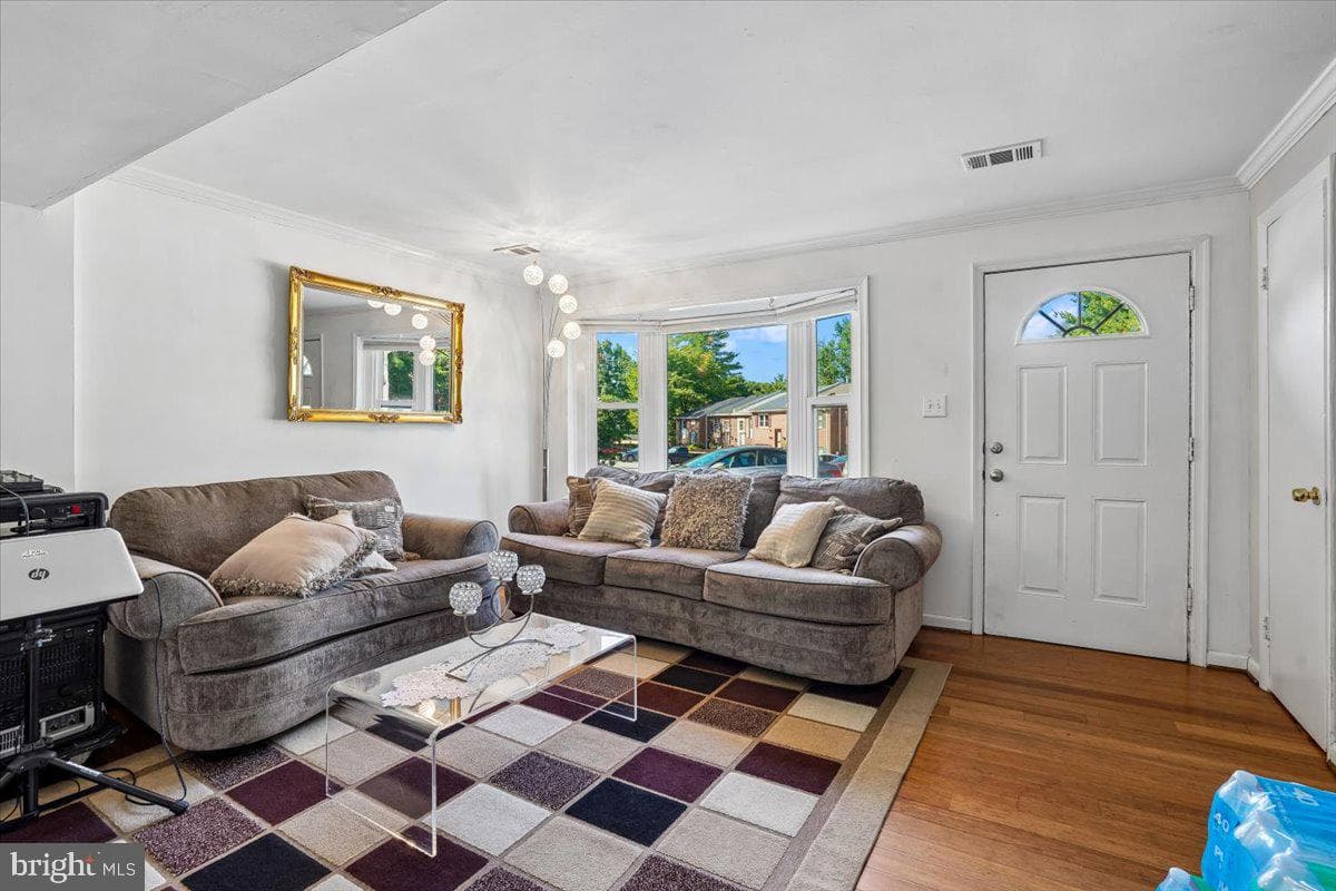14373 Berkshire Drive photo 3