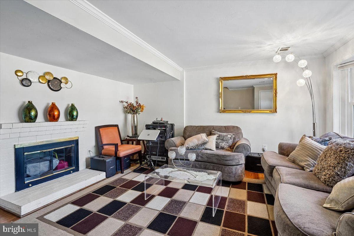 14373 Berkshire Drive photo 4